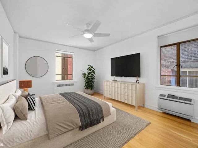 Apartment for sale in Arverne, New York