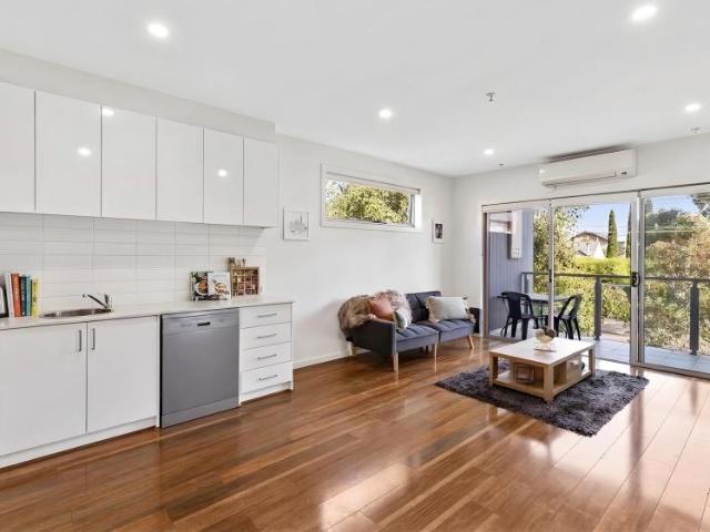 Apartment for sale in Camerons Creek, Victoria