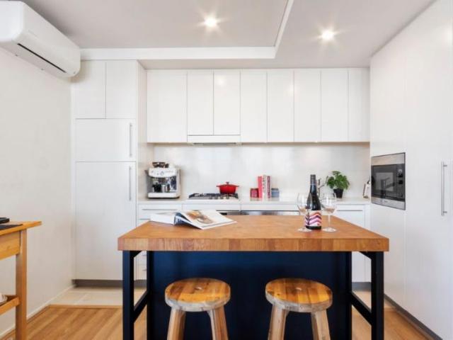 Apartment for sale in Crows Nest, Queensland