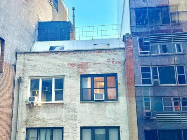 Apartment for sale in Arverne, New York