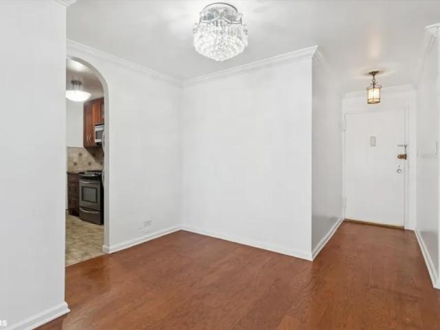 Apartment for sale in Queens, Arverne