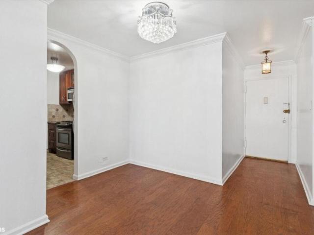 Apartment for sale in Queens, Arverne