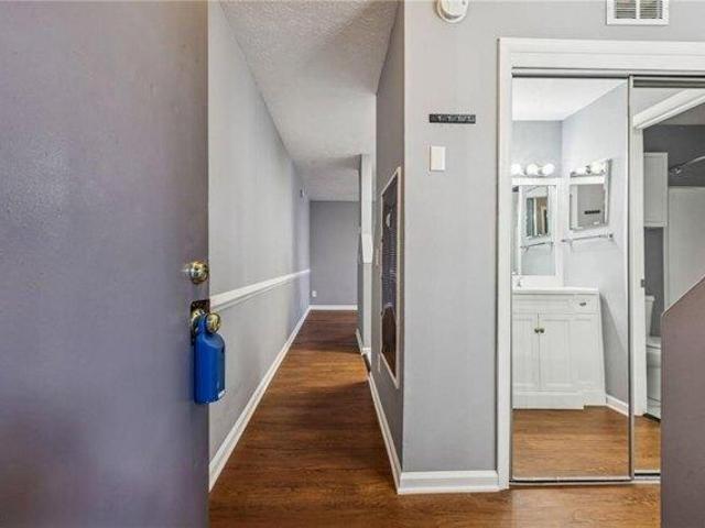 Apartment for sale in Virginia