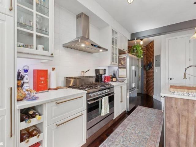 Apartment for sale in Queens, Arverne