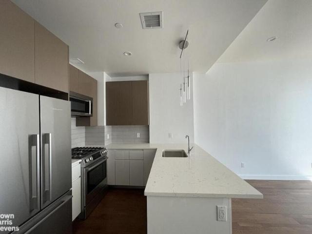 Apartment for sale in Queens, Arverne