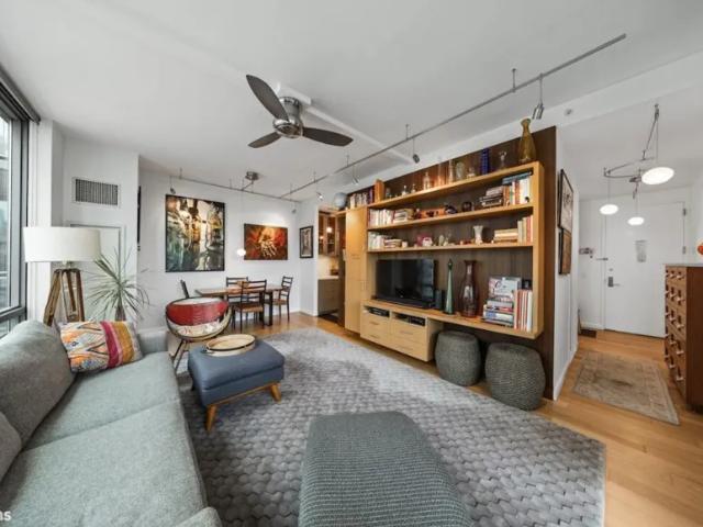 Apartment for sale in Queens, Arverne