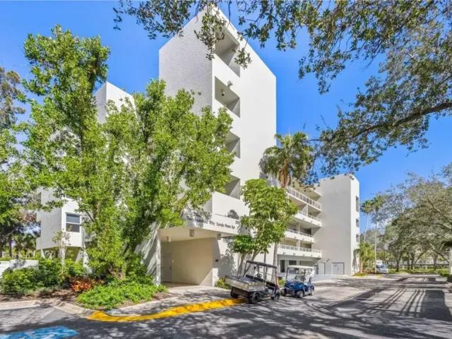 Apartment for sale in Longboat Key, Florida