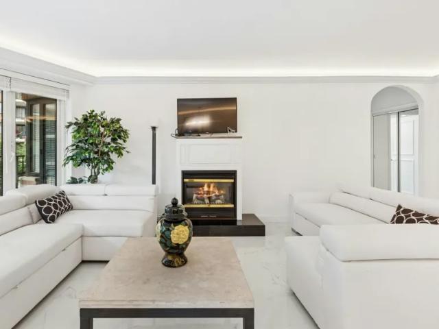 Apartment for sale in Arverne, New York