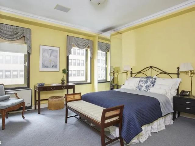 Apartment for sale in Arverne, New York