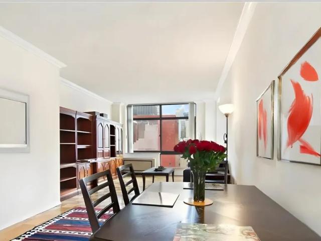 Apartment for sale in Arverne, New York