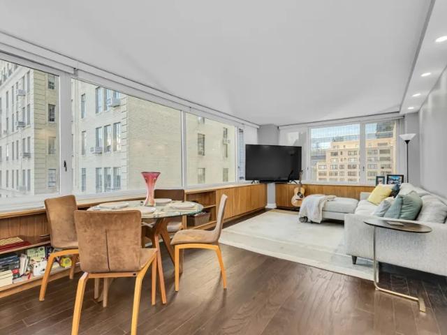 Apartment for sale in Arverne, New York