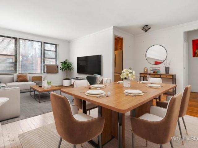Apartment for sale in Arverne, New York