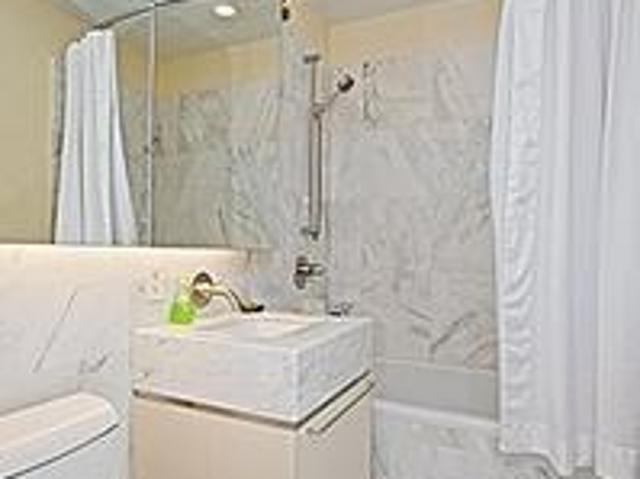 Apartment for sale in Arverne, New York