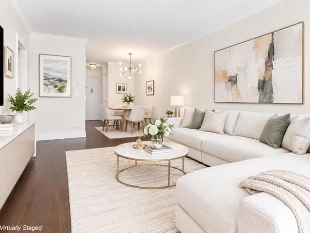 Apartment for sale in Manhattan Community Board 5, New York