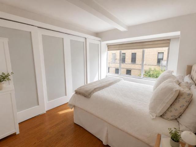 Apartment for sale in Arverne, New York