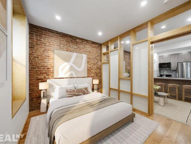 Apartment for sale in Arverne, New York
