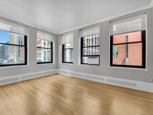 Apartment for sale in Arverne, New York