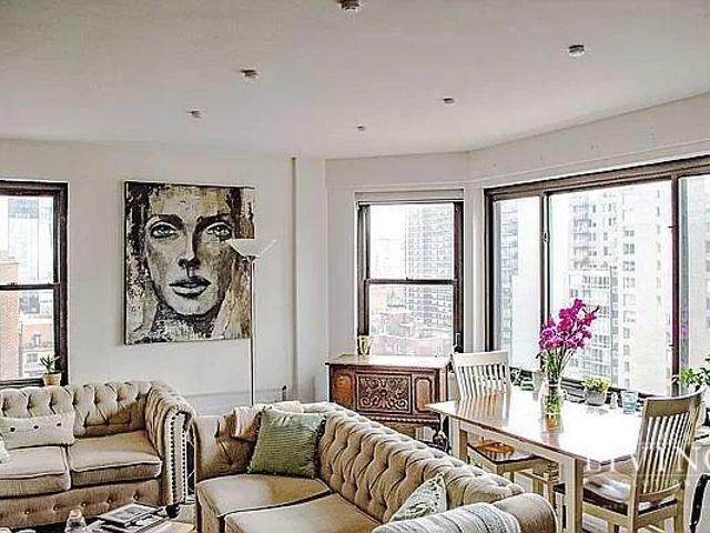 Apartment for sale in Arverne, New York