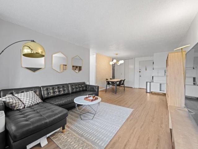 Apartment for sale in Arverne, New York