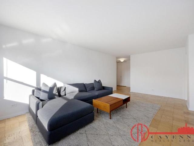 Apartment for sale in Arverne, New York