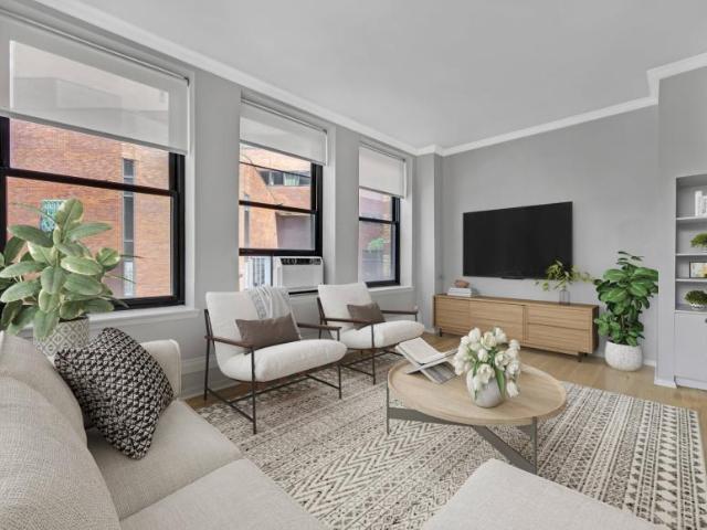 Apartment for sale in Arverne, New York