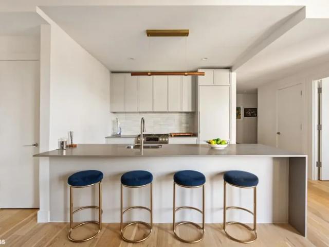 Apartment for sale in Arverne, New York