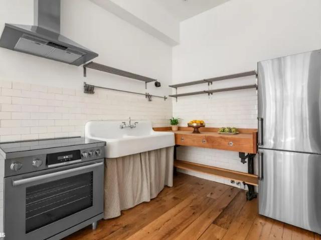 Apartment for sale in Arverne, New York
