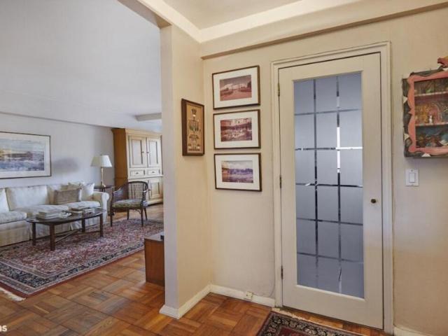 Apartment for sale in Arverne, New York