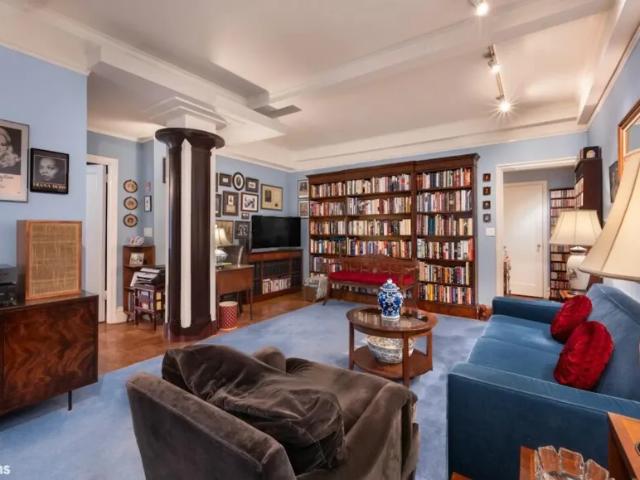 Apartment for sale in Arverne, New York
