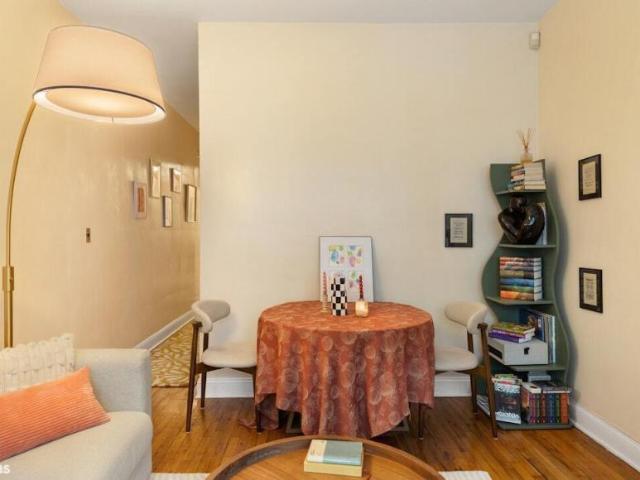Apartment for sale in Arverne, New York