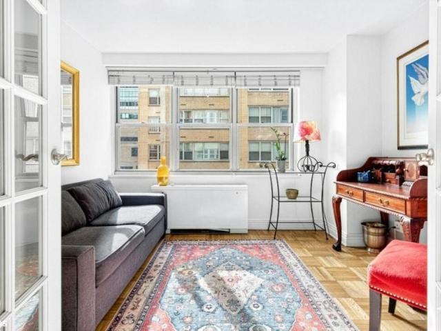 Apartment for sale in Arverne, New York