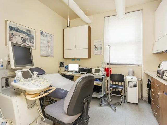 Apartment for sale in Arverne, New York