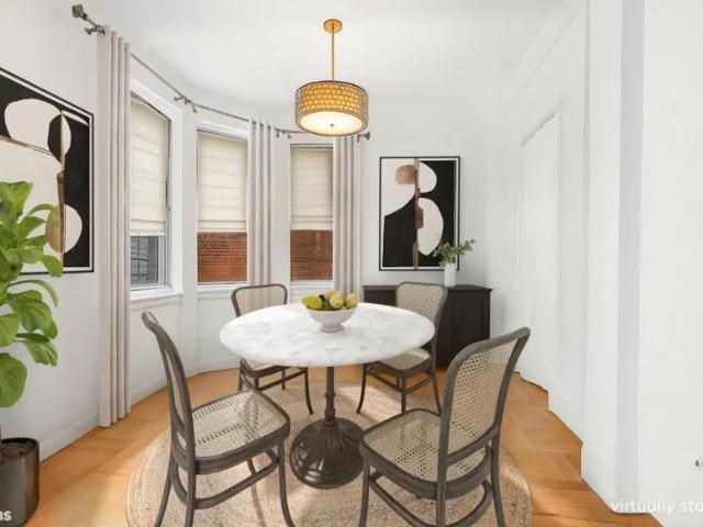 Apartment for sale in Arverne, New York