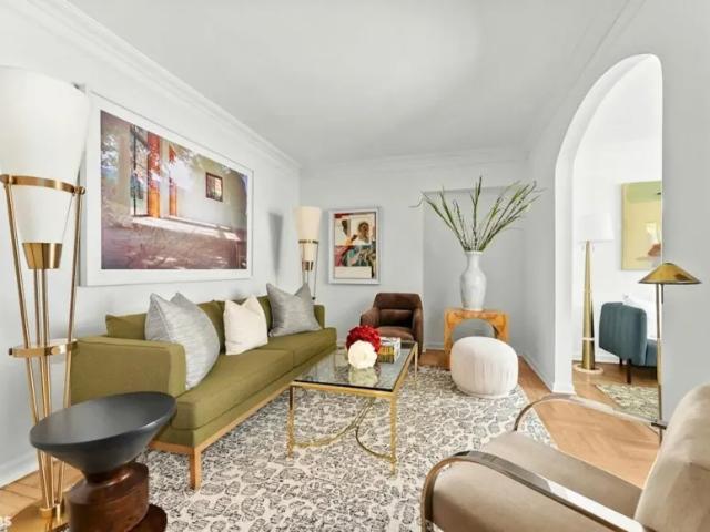 Apartment for sale in Arverne, New York