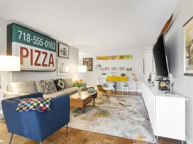 Apartment for sale in Arverne, New York