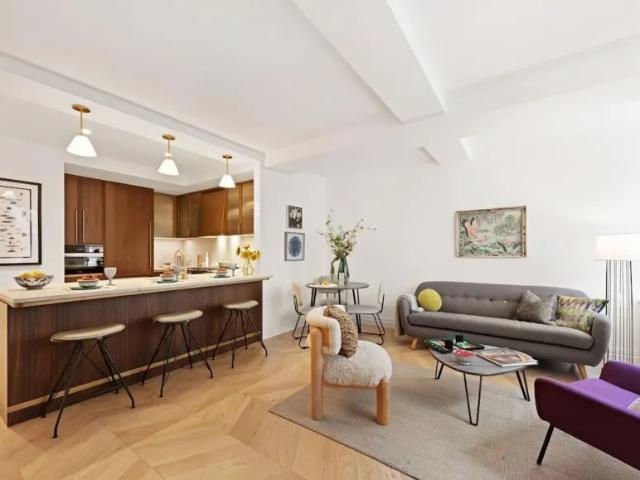 Apartment for sale in Arverne, New York