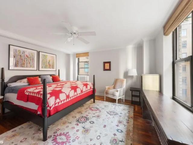 Apartment for sale in Arverne, New York