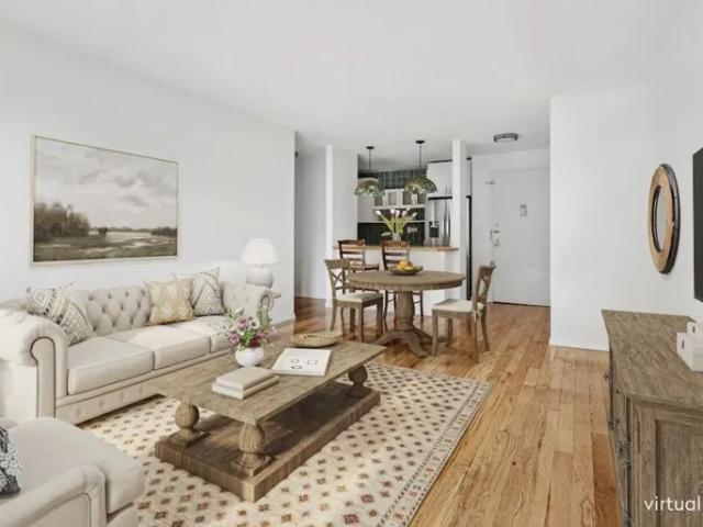 Apartment for sale in Arverne, New York