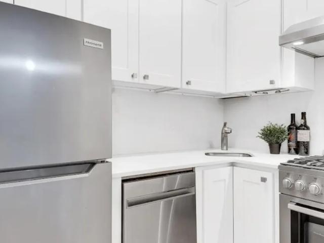 Apartment for sale in Arverne, New York