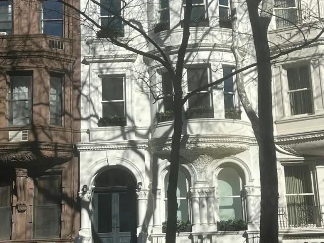 Apartment for sale in Arverne, New York