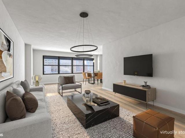 Apartment for sale in Arverne, New York