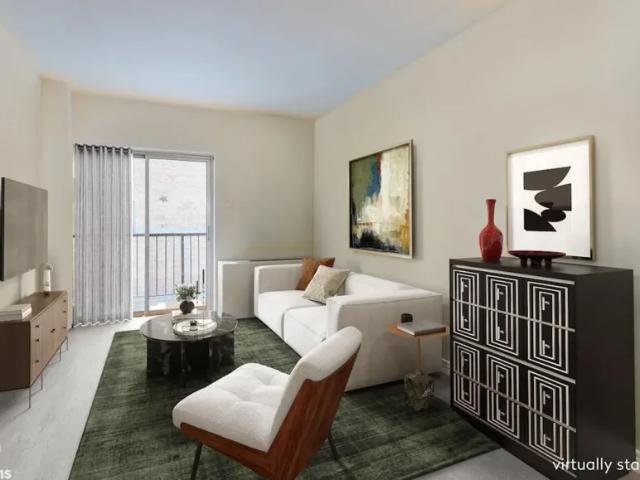 Apartment for sale in Arverne, New York