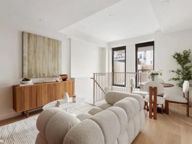 Apartment for sale in Arverne, New York