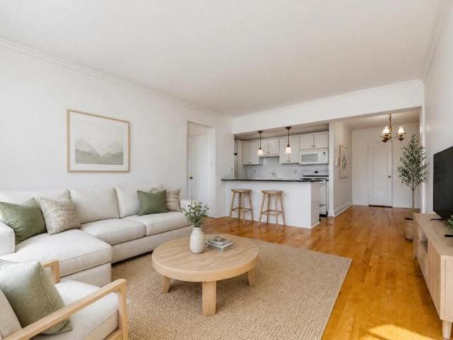 Apartment for sale in Woodside, New York