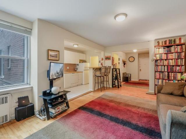Apartment for sale in Queens, Arverne