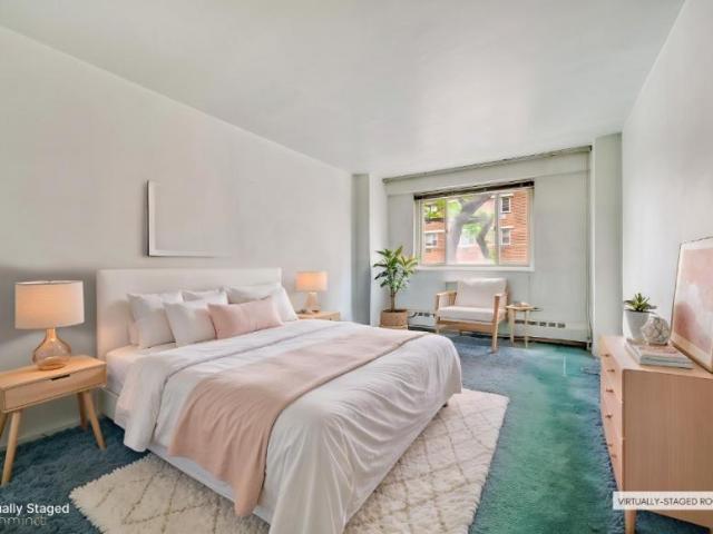 Apartment for sale in Queens, Arverne