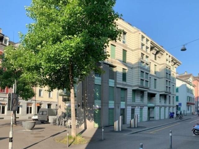 Apartment kaufen in Einigen, Zürich