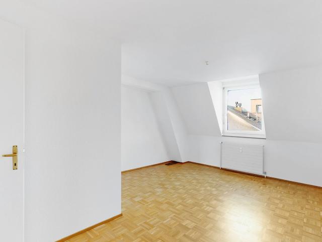 Apartment kaufen in Einigen, Zürich