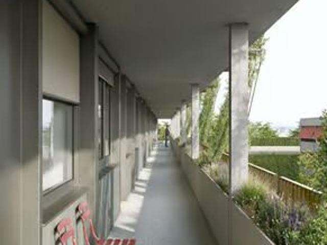 Apartment kaufen in Einigen, Zürich