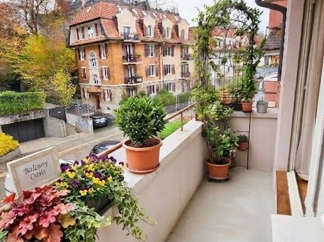 Apartment kaufen in Einigen, Zürich